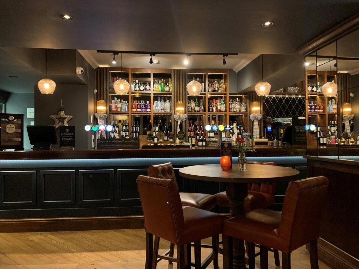 Harper'S Steakhouse With Rooms, Haslemere Bagian luar foto