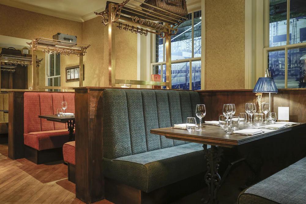 Harper'S Steakhouse With Rooms, Haslemere Bagian luar foto