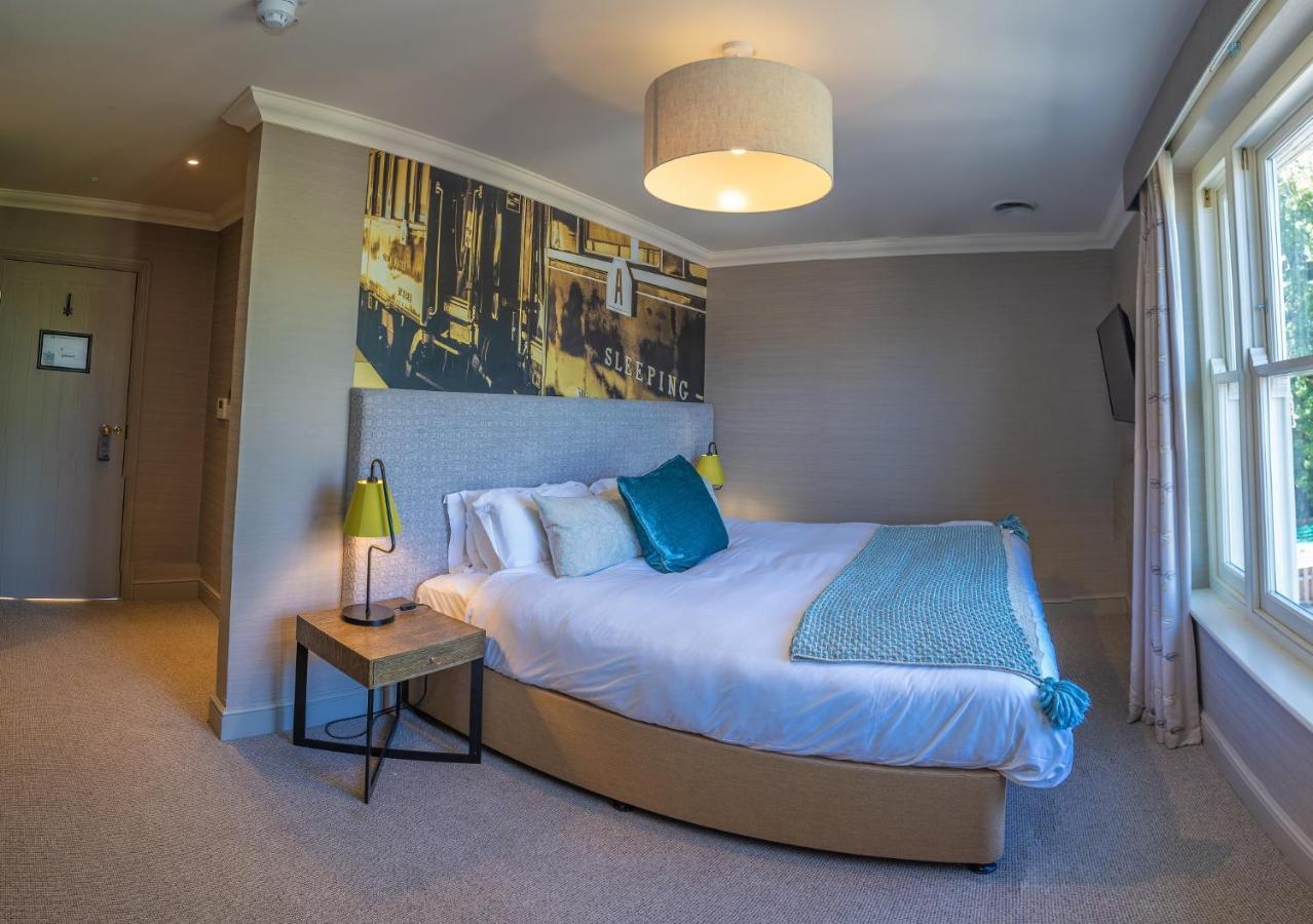 Harper'S Steakhouse With Rooms, Haslemere Bagian luar foto